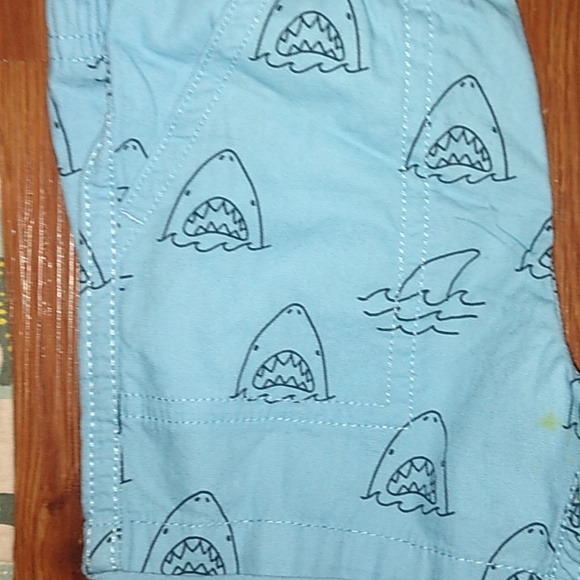 3 pair of baby boy shorts - Picture 3 of 4